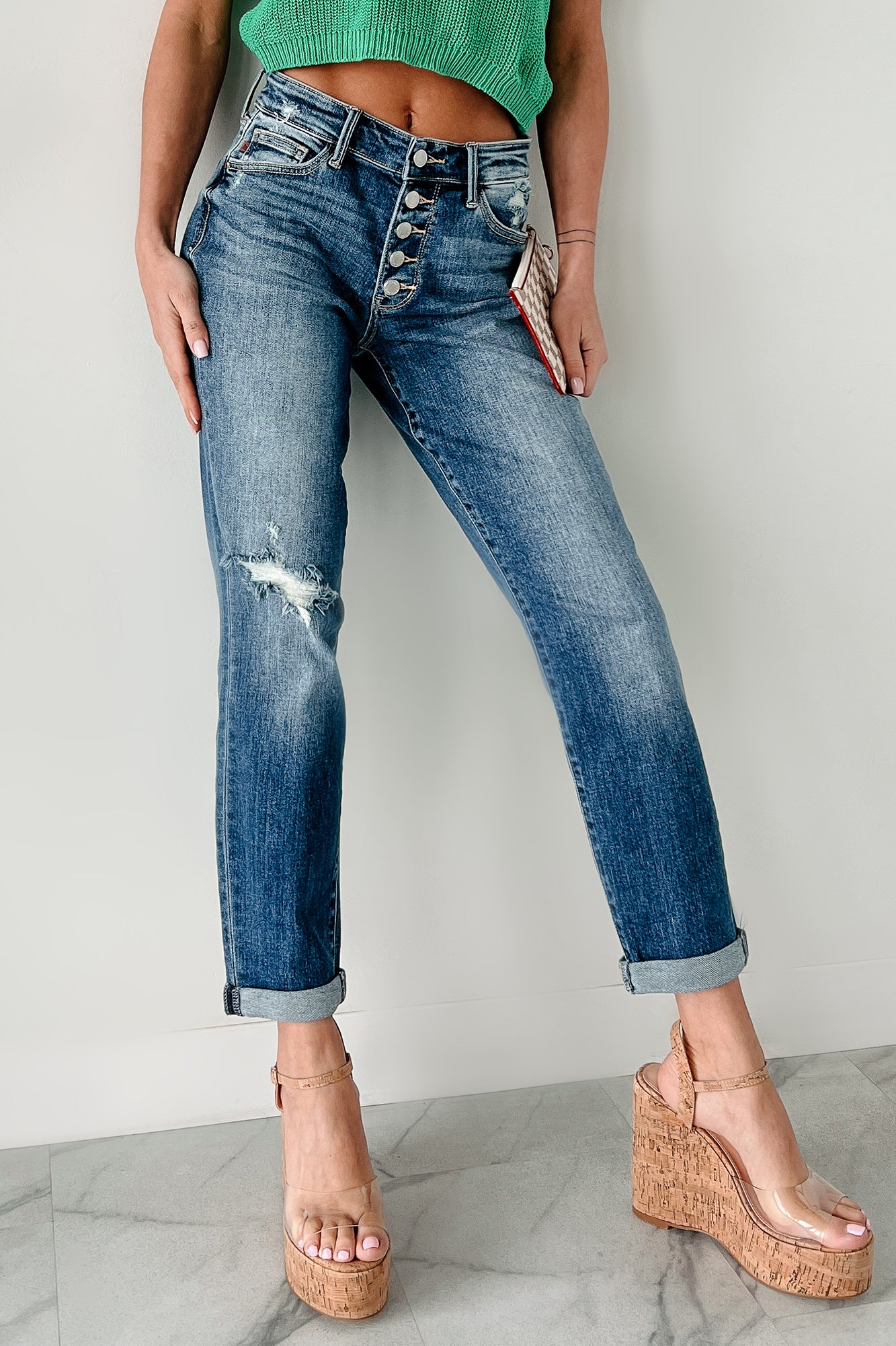 Justin Mid Rise Button Fly Judy Blue Boyfriend Jeans (Medium)