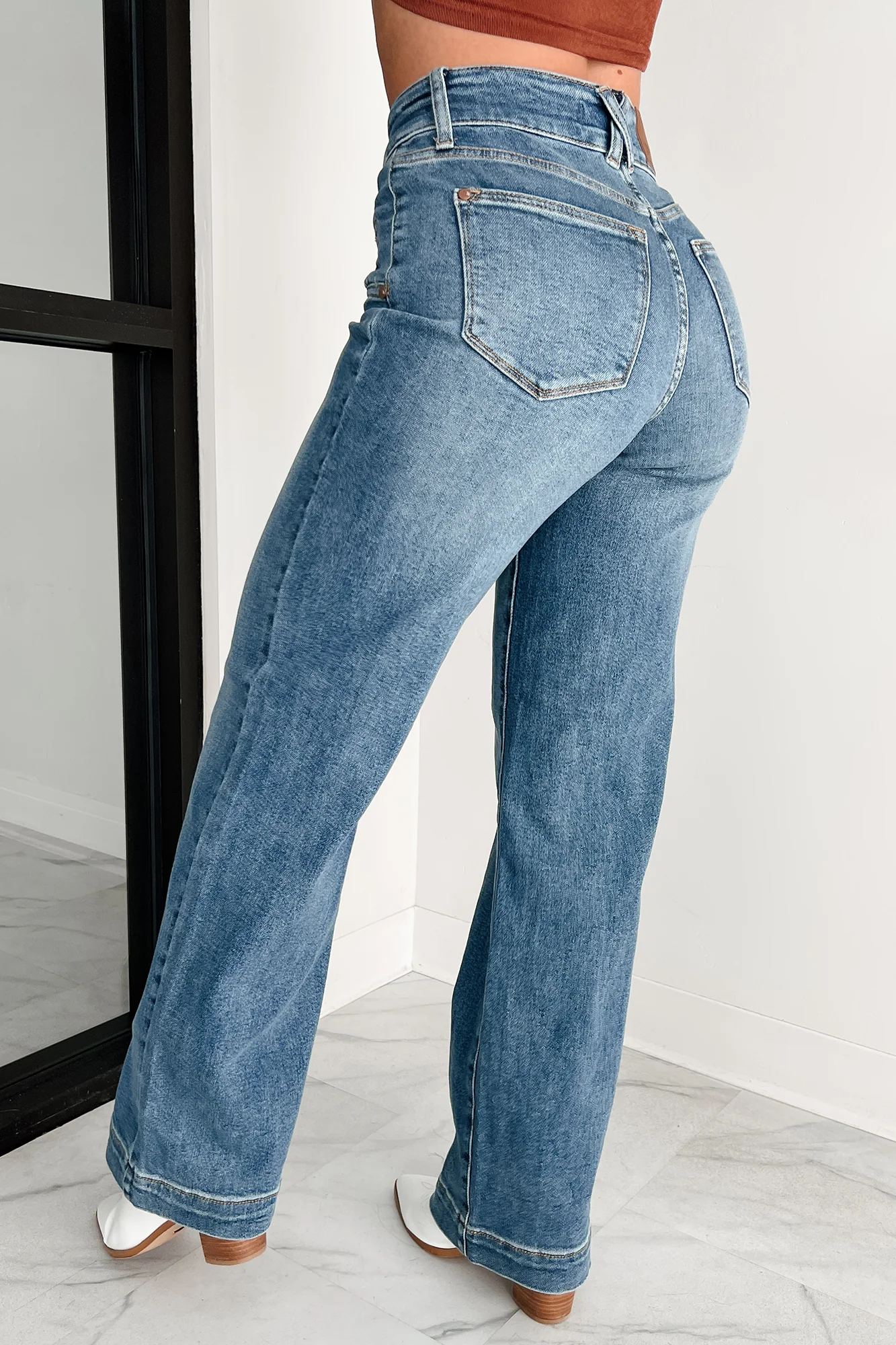 Ella Star Front Seam Wide Leg Judy Blue Jeans (Medium)