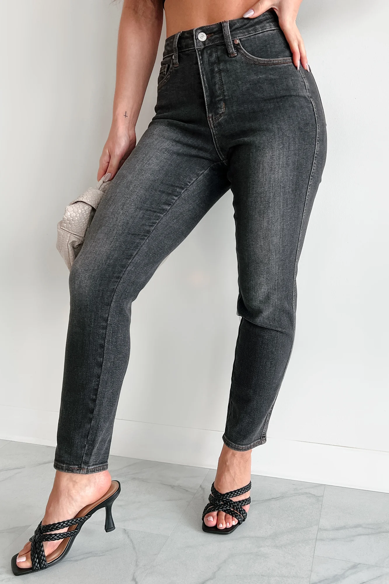 Benji Mid Rise Tummy Control Slim Fit Judy Blue Jeans (Black)