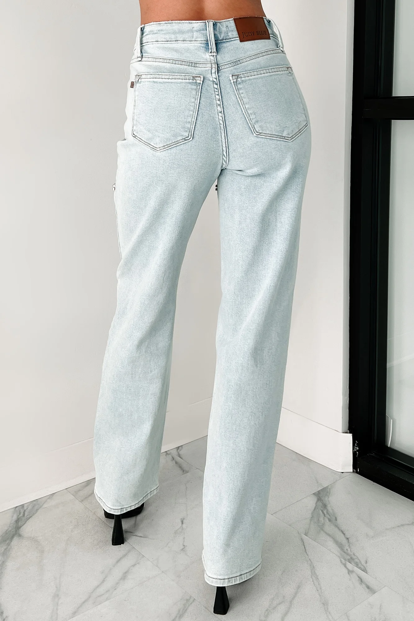 Joyner High Rise Straight Fit Judy Blue Rhinestone Slit Jeans (Light)