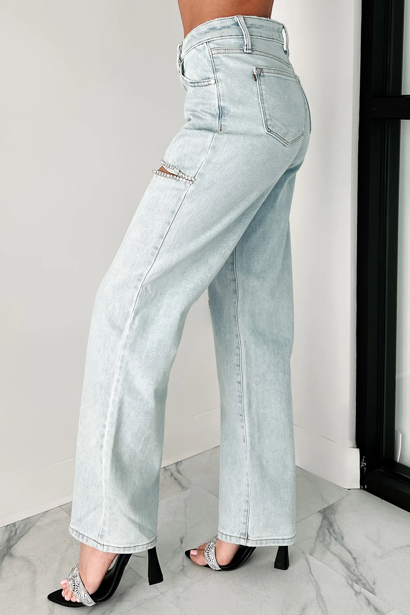 Joyner High Rise Straight Fit Judy Blue Rhinestone Slit Jeans (Light)