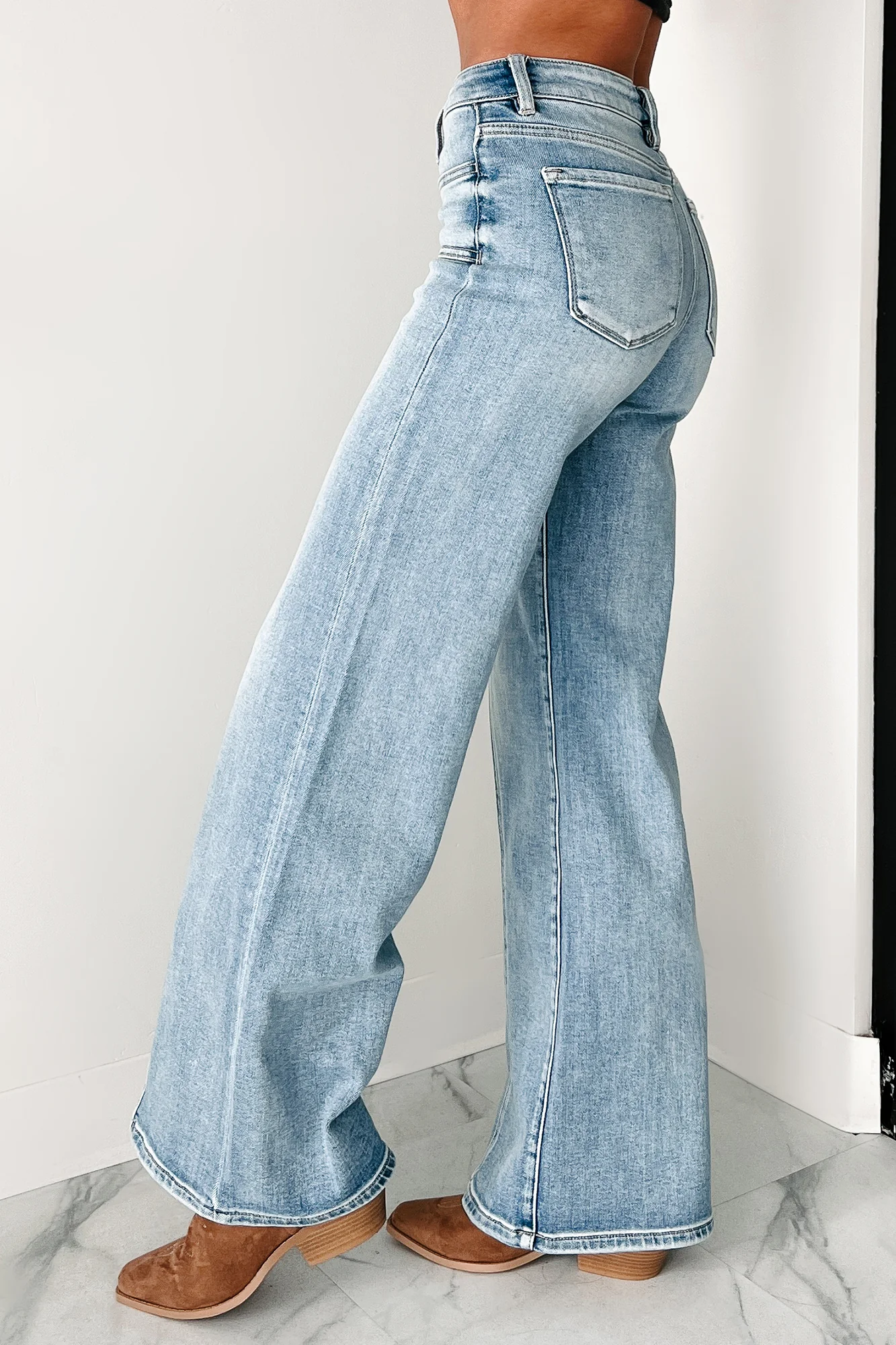 Cleopatra High Rise Wide Leg Risen Jeans (Medium)