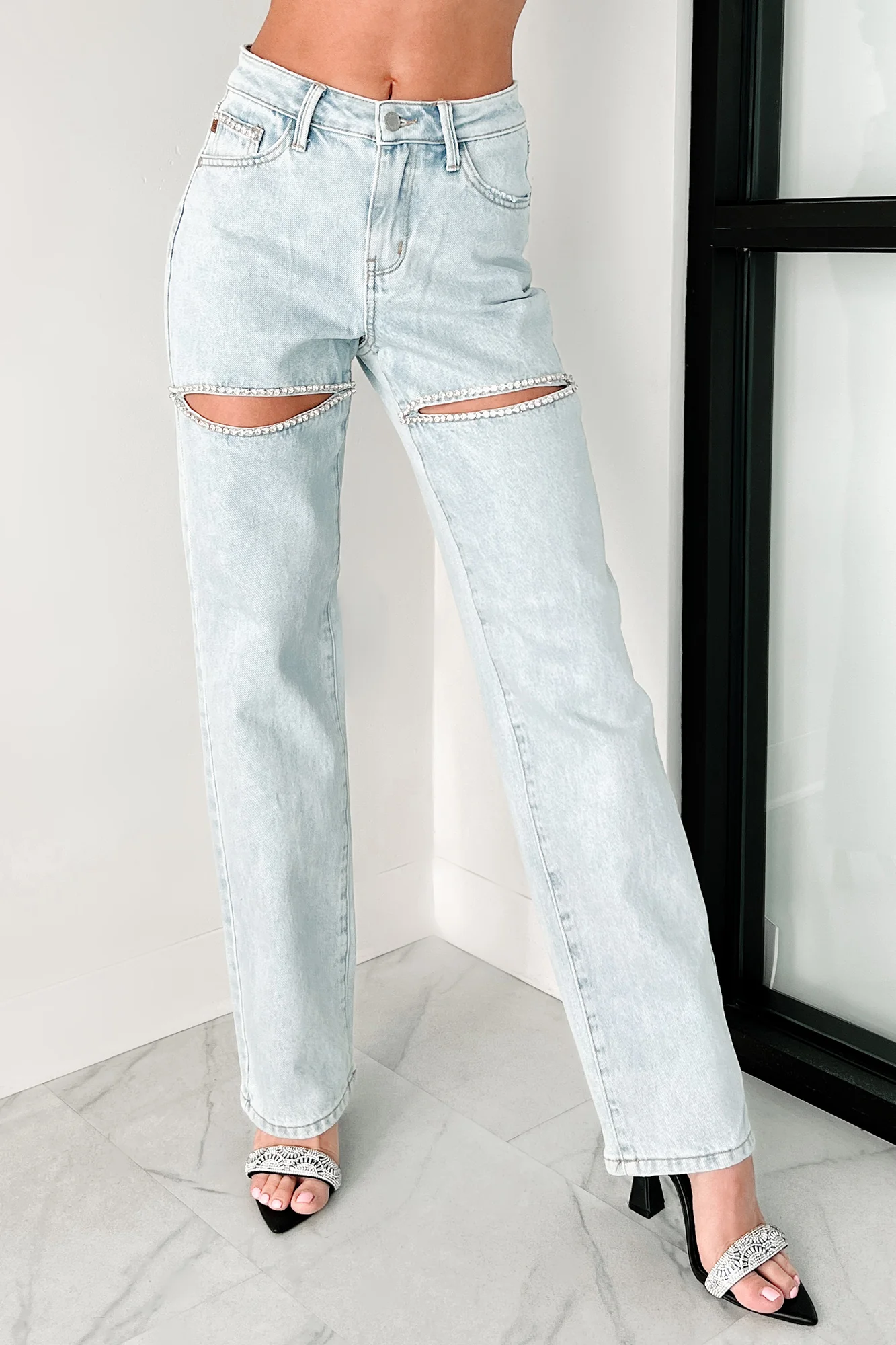 Joyner High Rise Straight Fit Judy Blue Rhinestone Slit Jeans (Light)